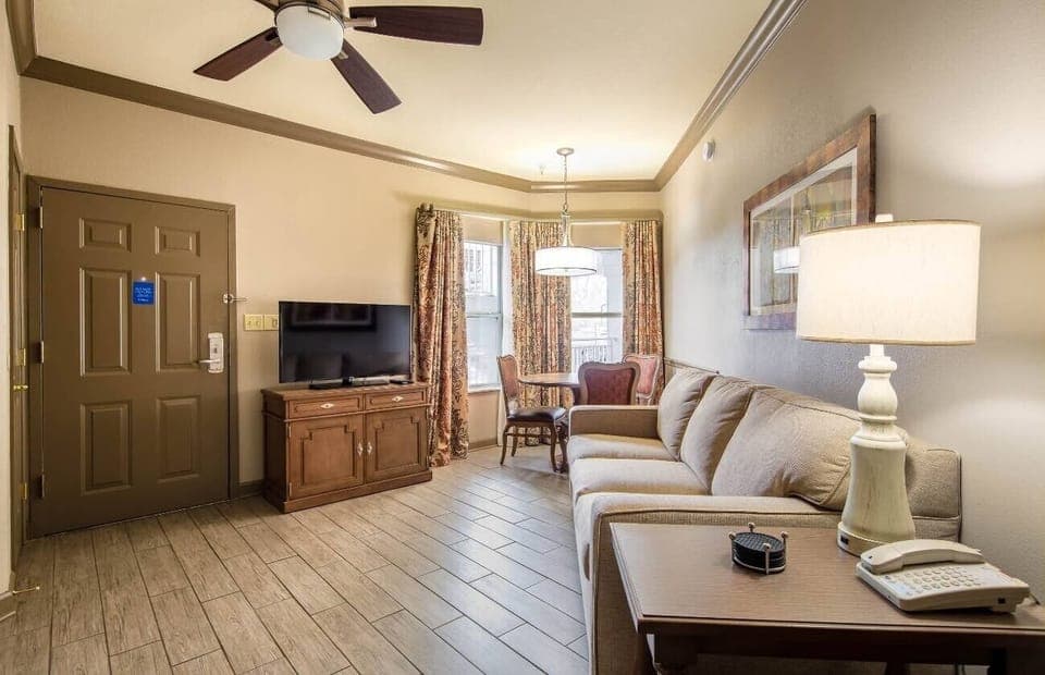 One Bedroom Suite