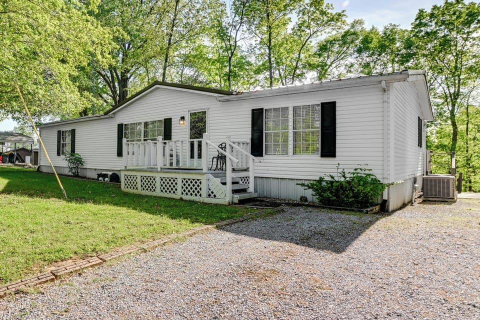 Cadiz Vacation Rental | 3BR | 2BA | 1,680 Sq Ft | Stairs Required to Access