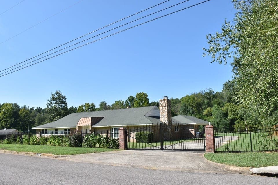 Front house 
