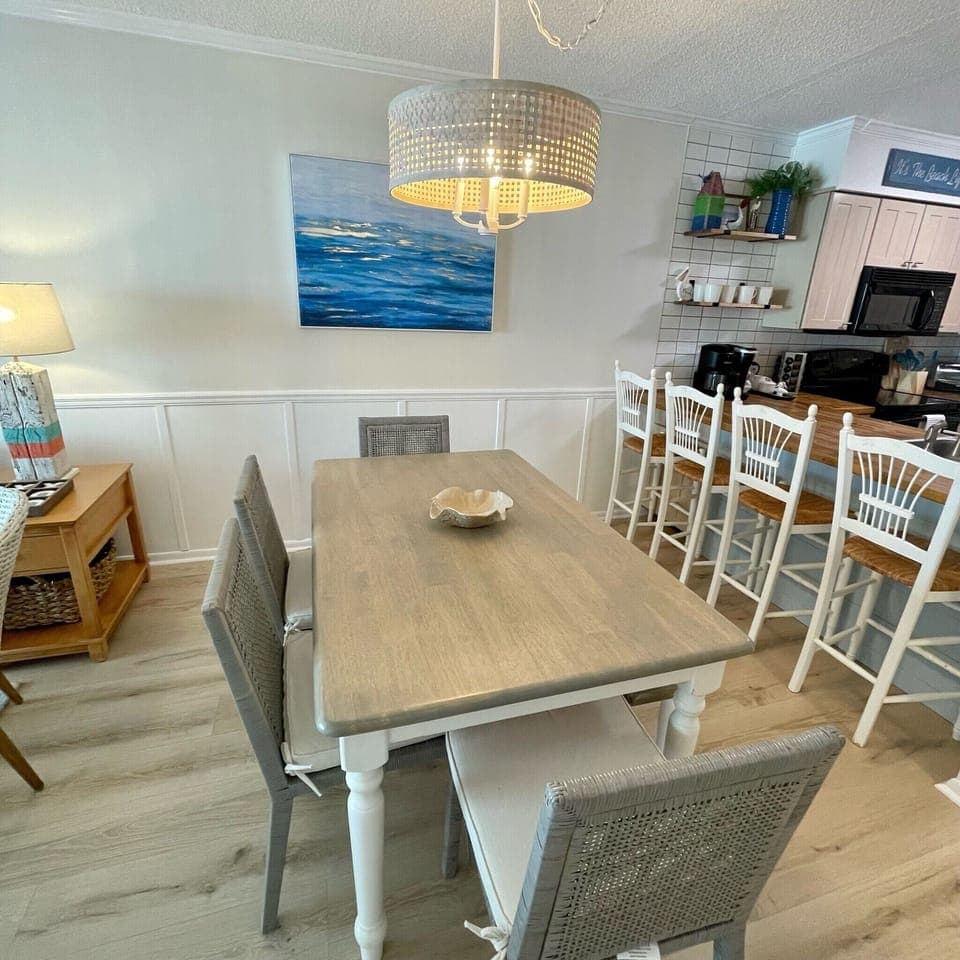 Seating for 10
