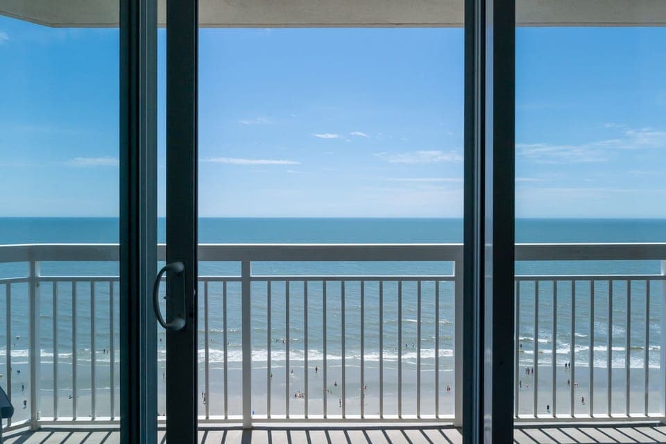 View from 14th floor of Crescent Shores!
Watch the birds and dolphins!
