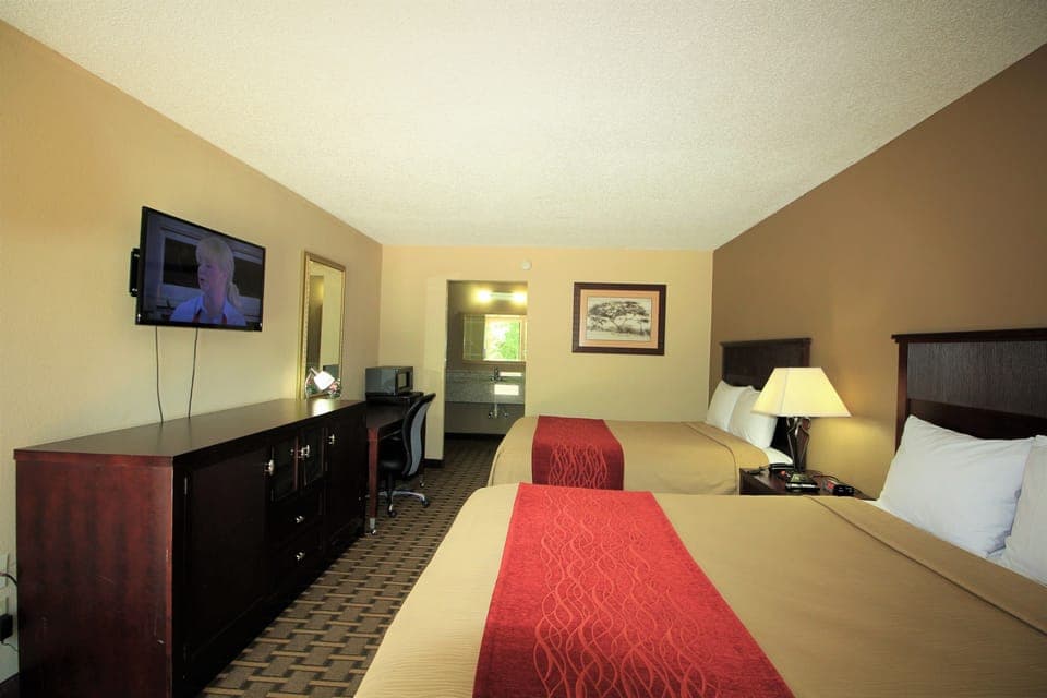 Room, 2 Queen Beds, Non Smoking | WiFi, bed sheets