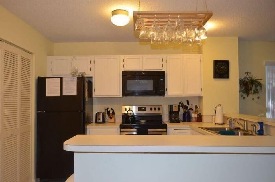 Spacious Kitchen