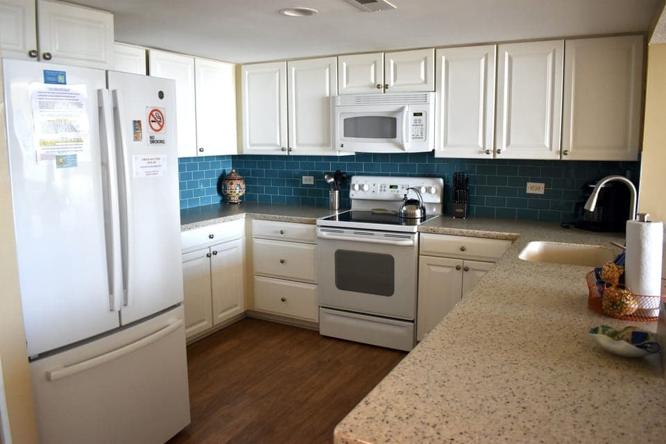 Spacious Remodeled Kitchen