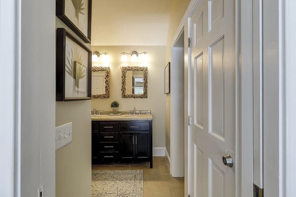 Main Bathroom