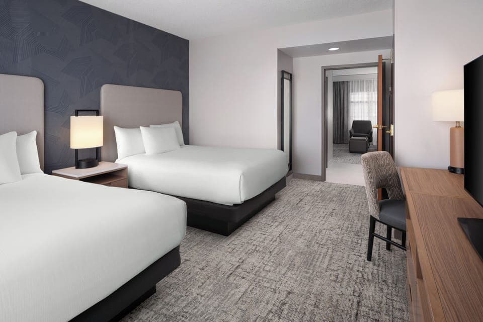 1 bedroom, premium bedding, in-room safe, desk