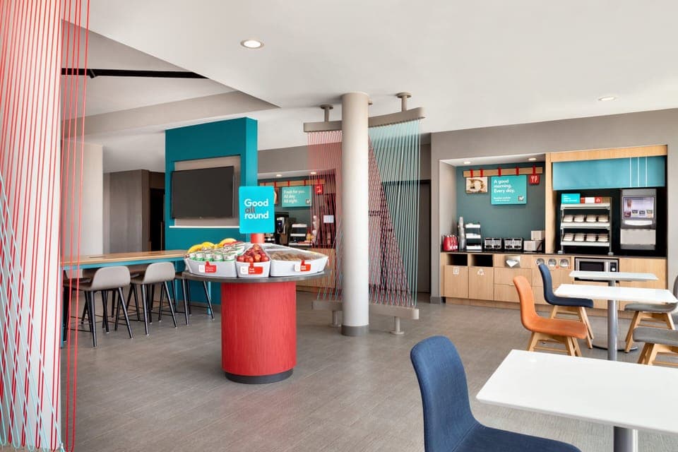 Free daily self-serve breakfast