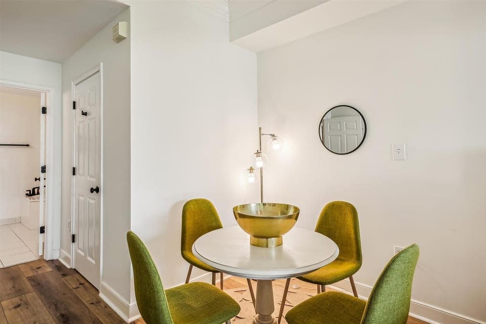 Sitting Area in Guest Room at 3103 SeaCrest
