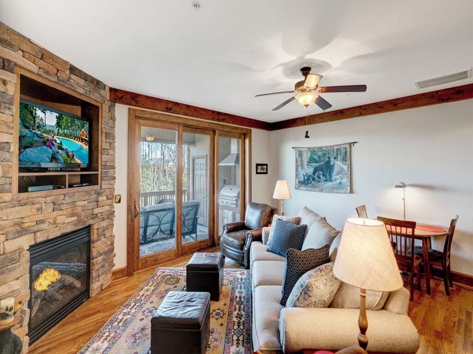 Living Room--- Cozy Fireplace and TV