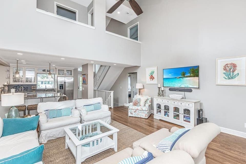 806 Carolina Blvd