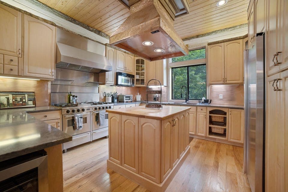 Chef's kitchen!