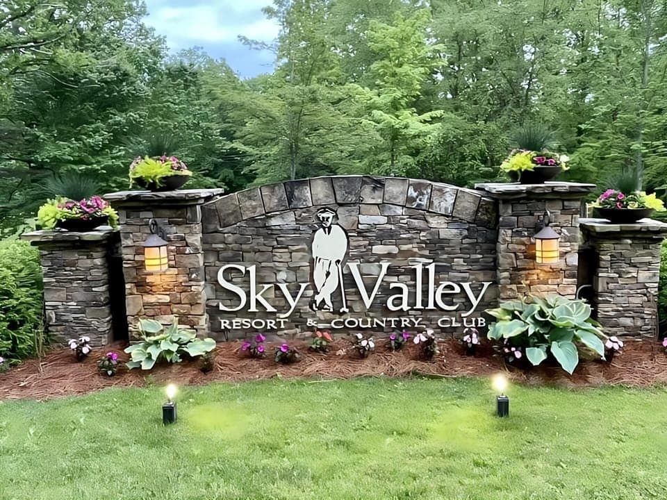 Entry to Sky Valley