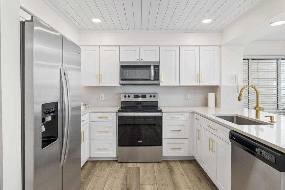 Brand new kitchen!