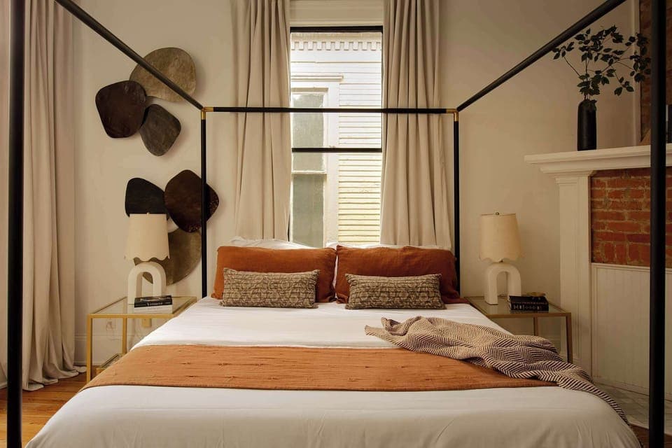 Bedroom 2 | King Bed | Second Floor
