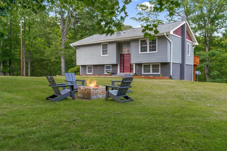 Large Yard with firepit perfect for entertaining.