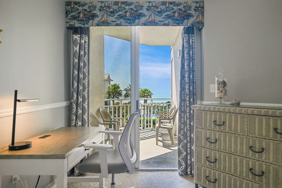 King Bedroom with Balcony Access