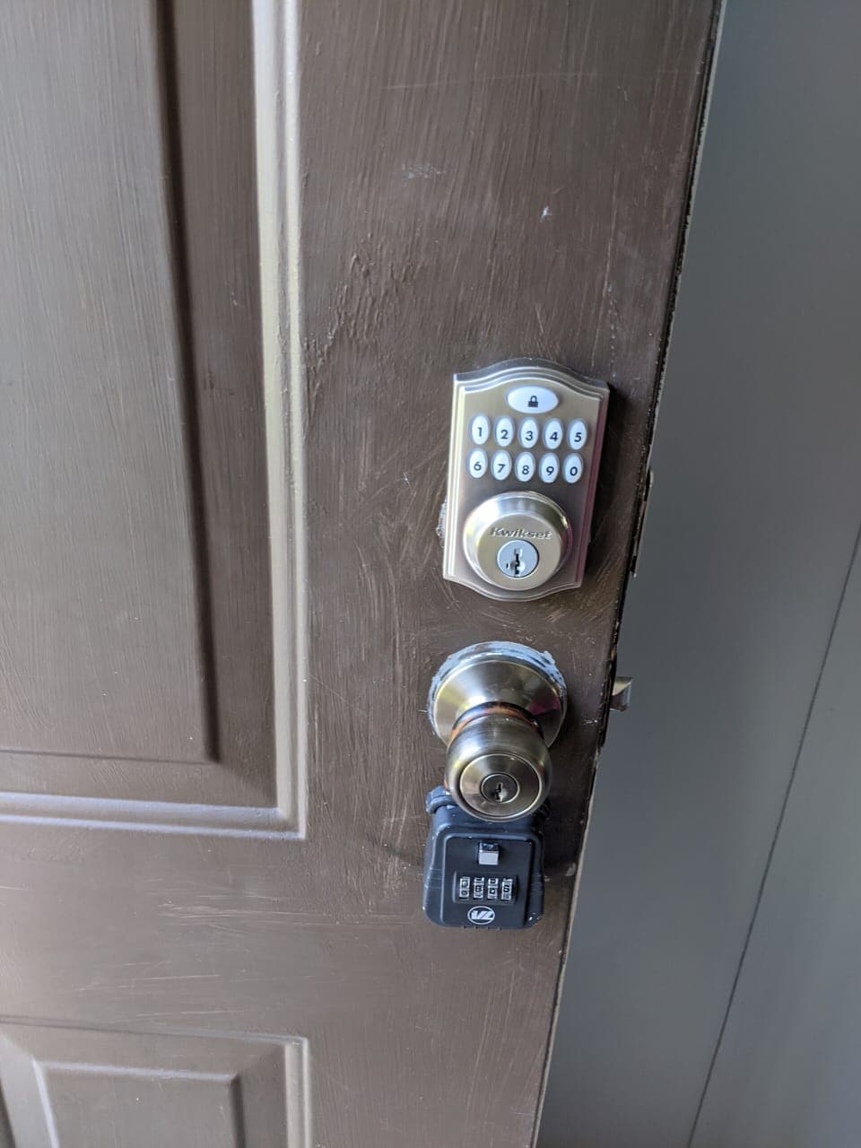 self check in lock