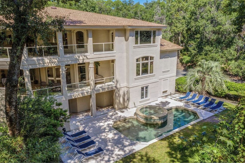 Pool/back of home