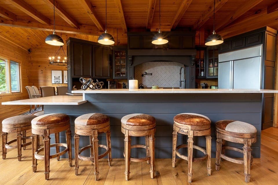 Bar seating for 7