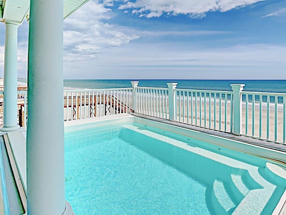Private Oceanfront Swimming Pool