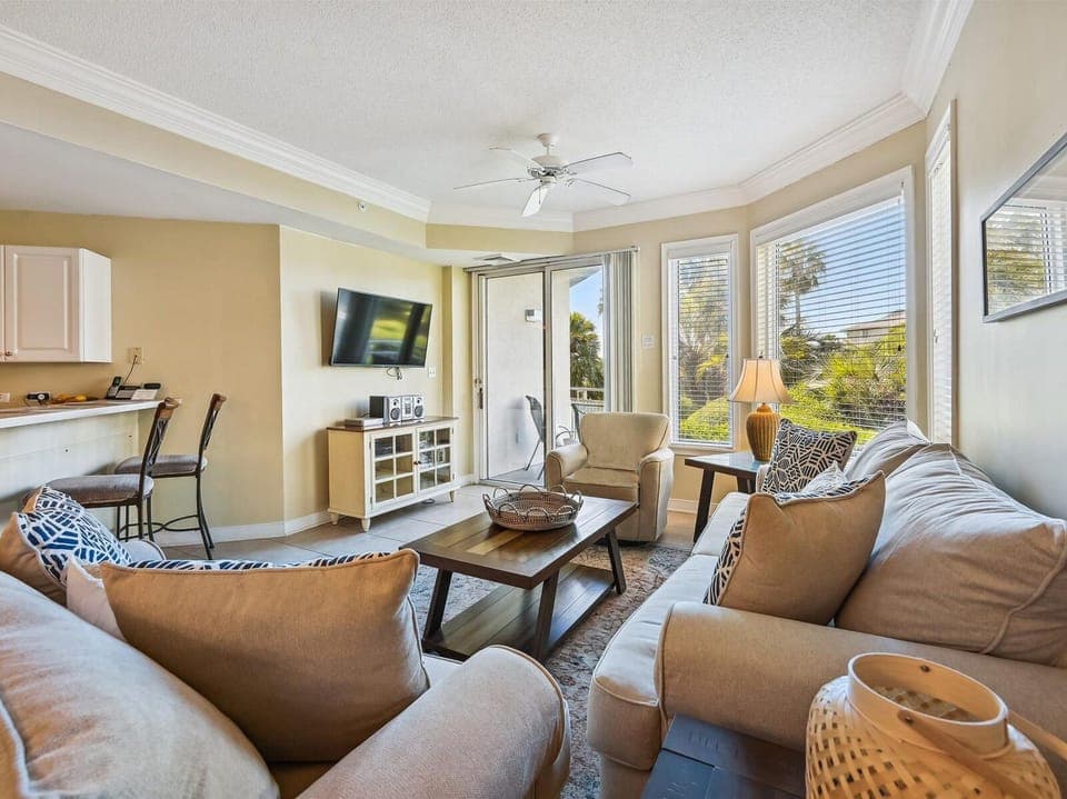 2104 SeaCrest in Forest Beach