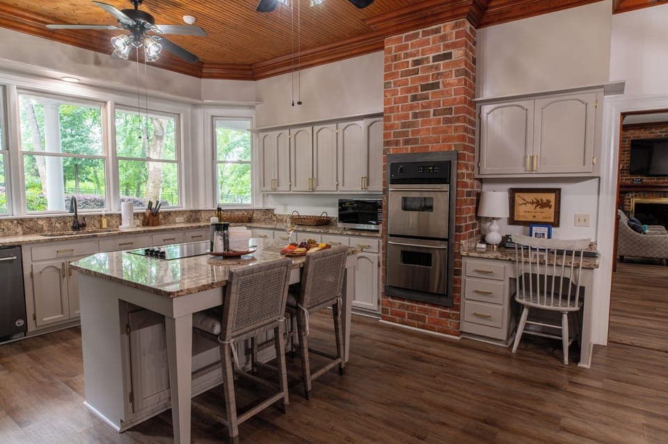 New Dual Oven and Commercial Microwave