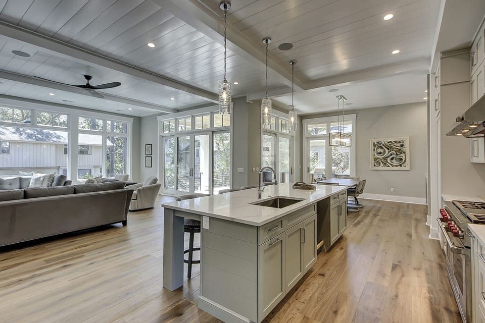 Kitchen/Living Area