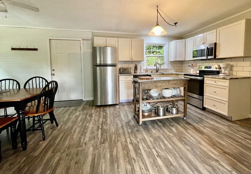 Full equipped kitchen