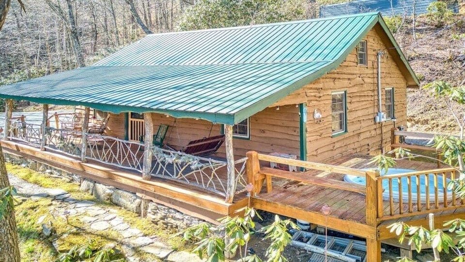 Exterior of Cabin