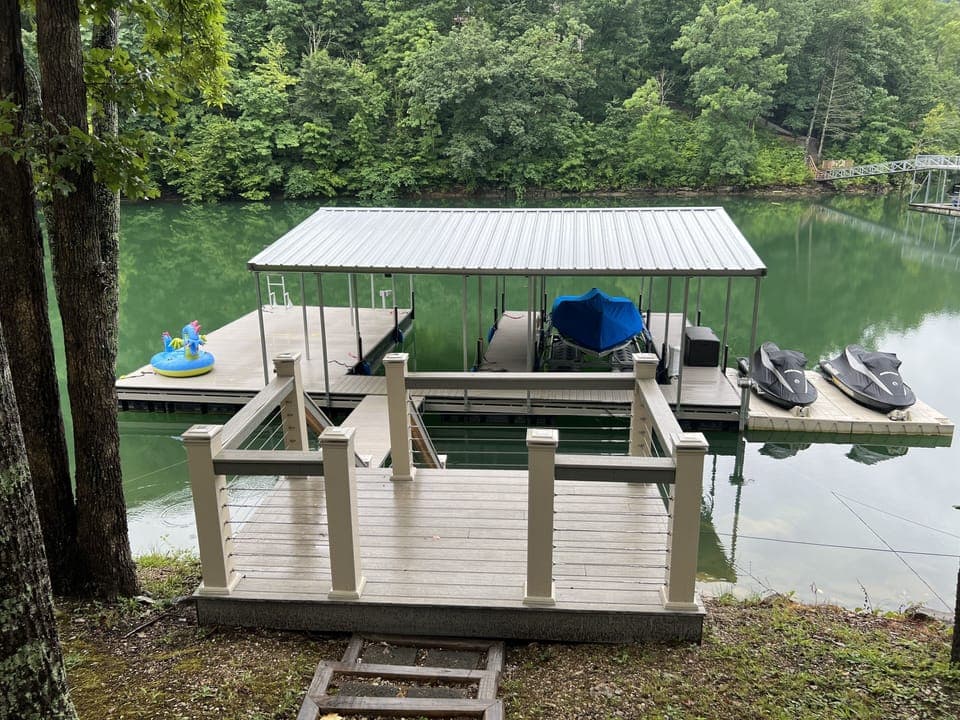 Dock view with boat parking on the swim platform