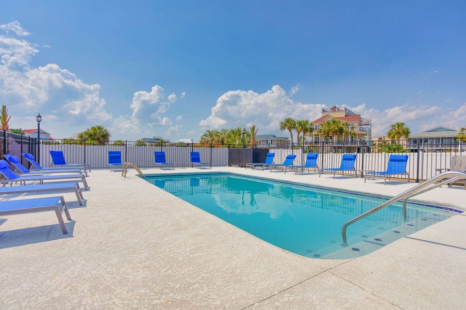 Huge pool deck!