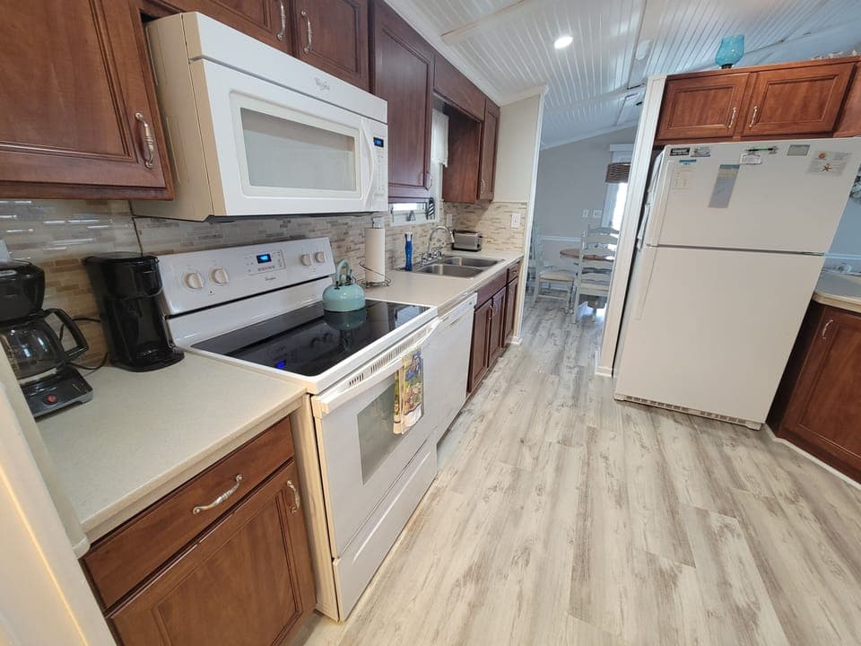 Fully stocked kitchen 