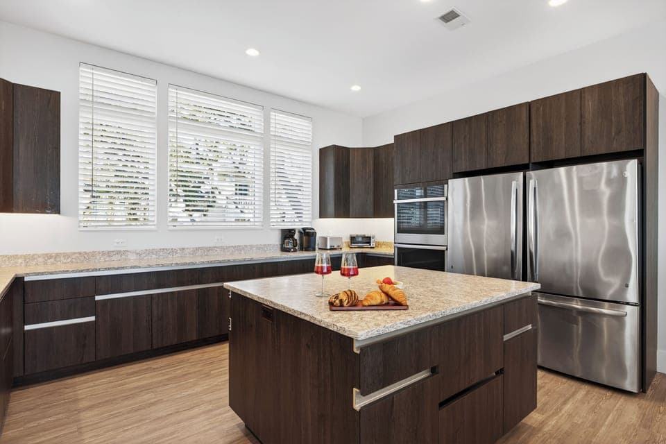 103 Dune Lane | Huge kitchen w/ island & bar seating - 103 Dune Lane | Huge kitchen w/ island & bar seating