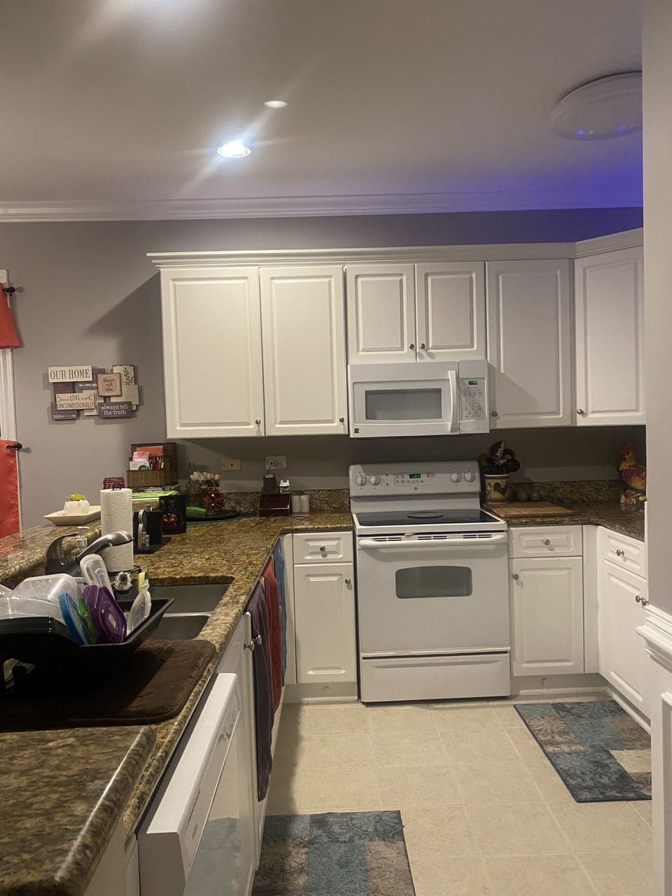 Kitchen – fully loaded with everything you’ll need to cook. New accent lighting.