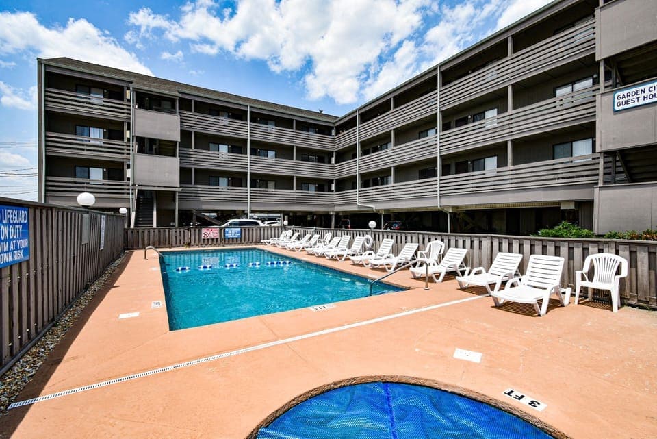 Garden City Guest House 108