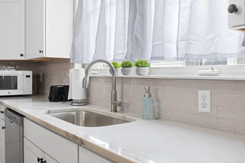 Kitchen sink