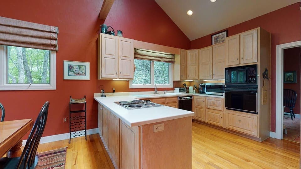 Kitchen, Main Level