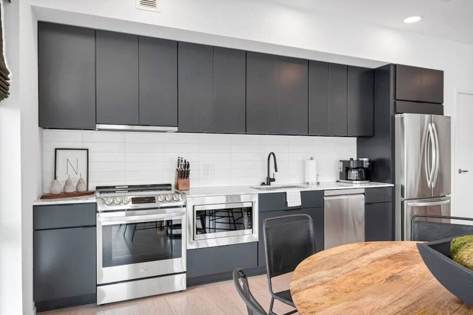 Fully equipped kitchen for all of your cooking needs. Drip + Keurig coffee machine.