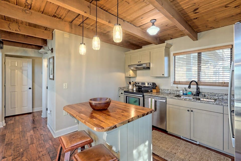 Kitchen main level