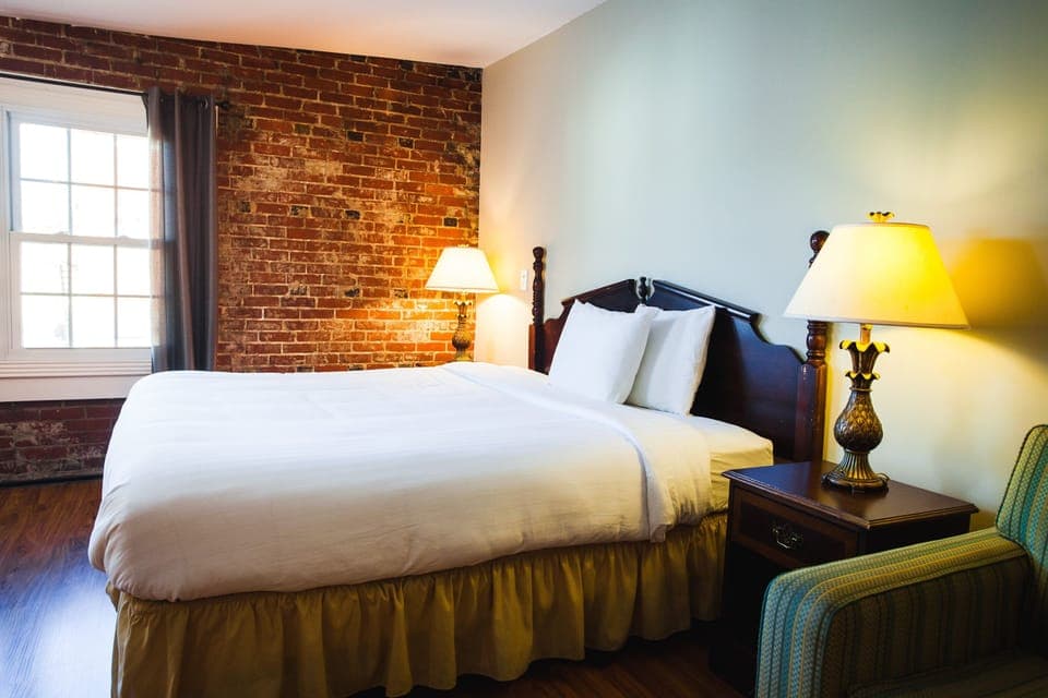 Executive Room | Individually furnished, iron/ironing board, free WiFi