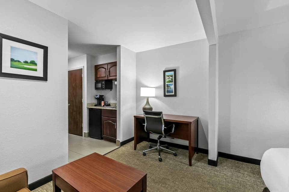 Suite, Multiple Beds, Non Smoking (2 Double and 1 Person Sofa Bed) | Premium bedding, desk, soundproofing, iron/ironing board