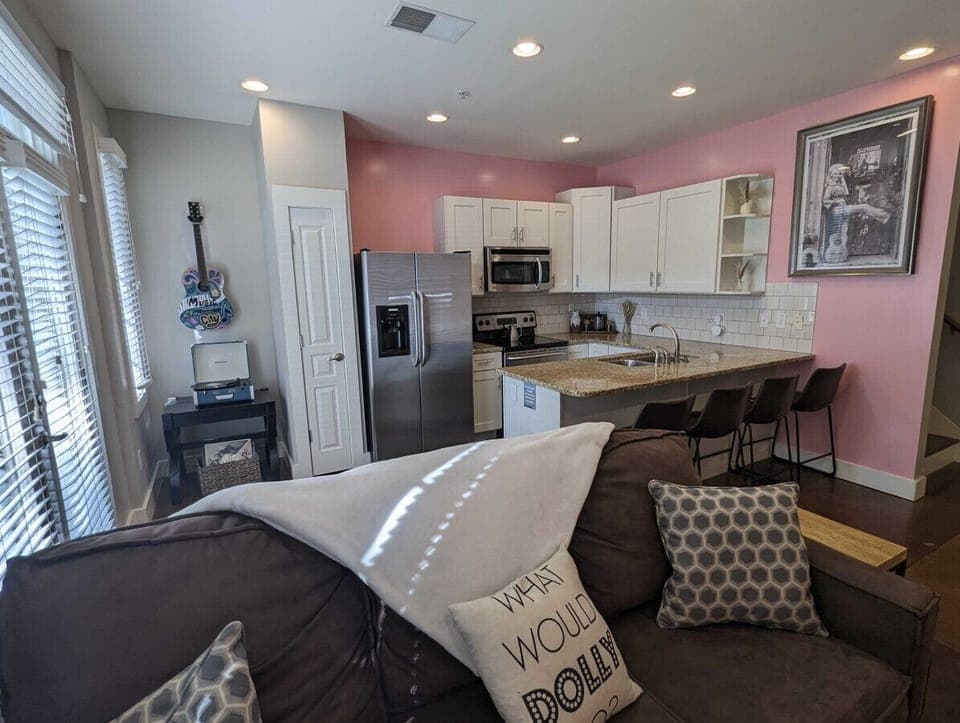 Welcome to What Would Dolly Do? Relax on the Comfy Couch and Watch TV