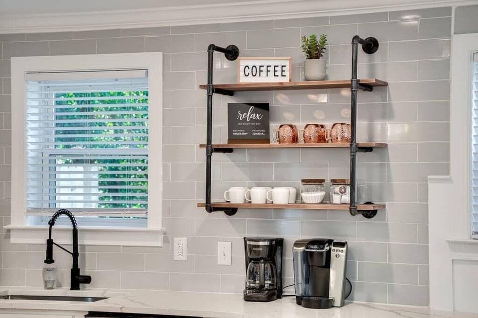 Coffee Bar with Drip Coffee & Keurig
