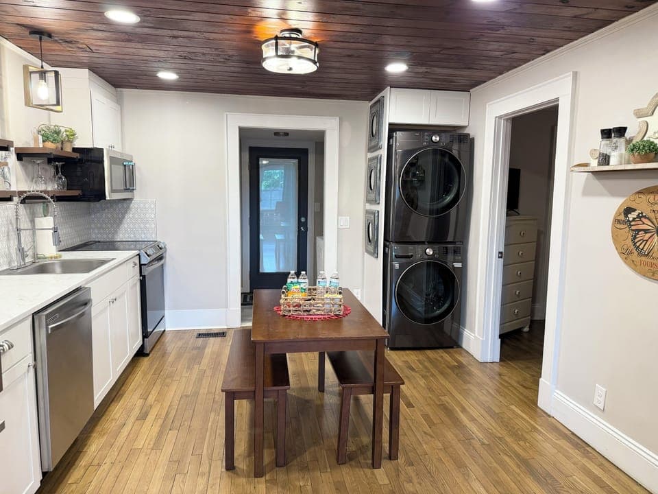 Kitchen (1)
