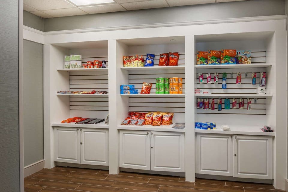 Snack bar