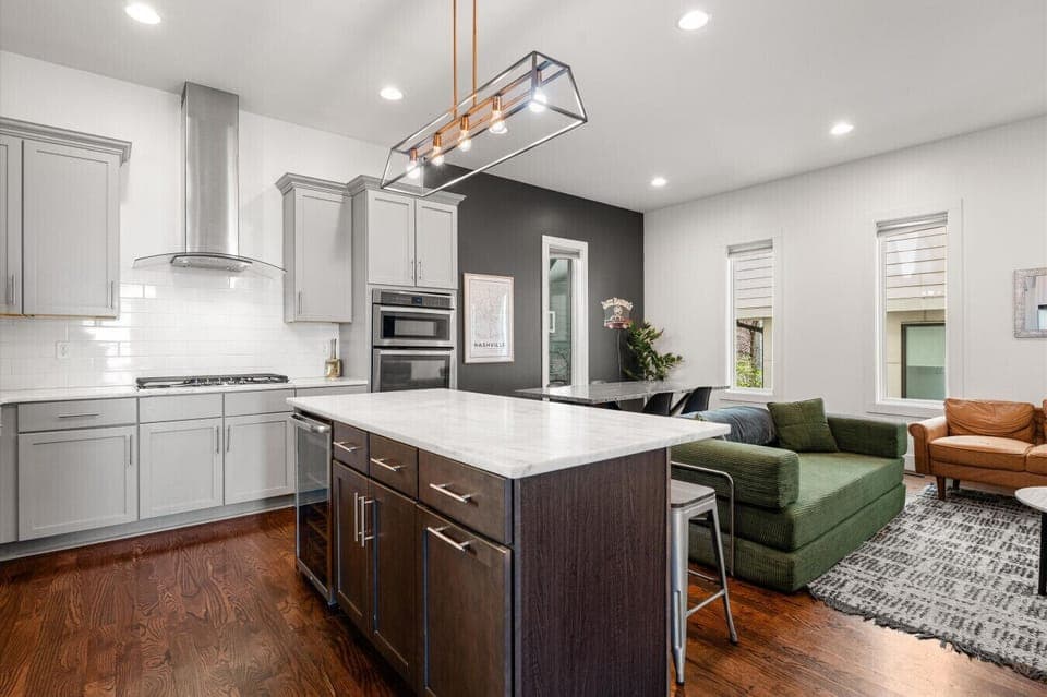 Fully stocked and ready for your group. Whether you`re fueling up before a night on Broadway or hosting a pre-party, this kitchen has everything you need.