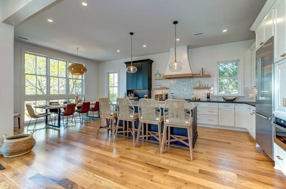 Kitchen and dining rooms