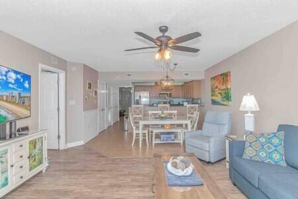Spacious open floor plan with tranquil color palette to help you relax and unwind!