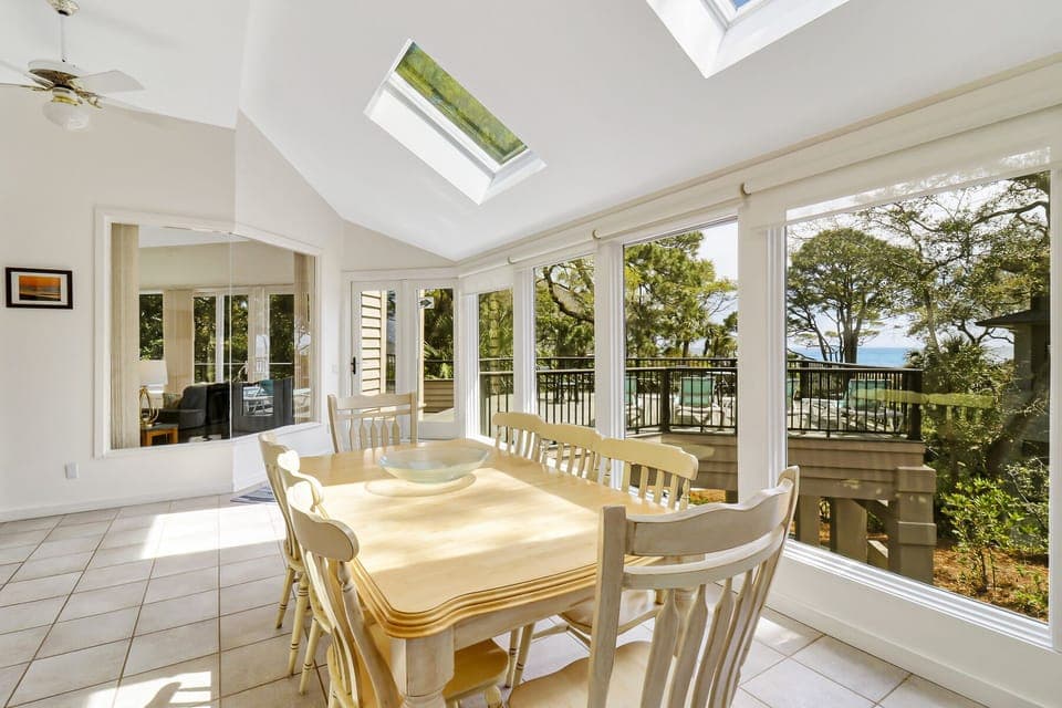 26 Duck Hawk - Upstairs Dining Area