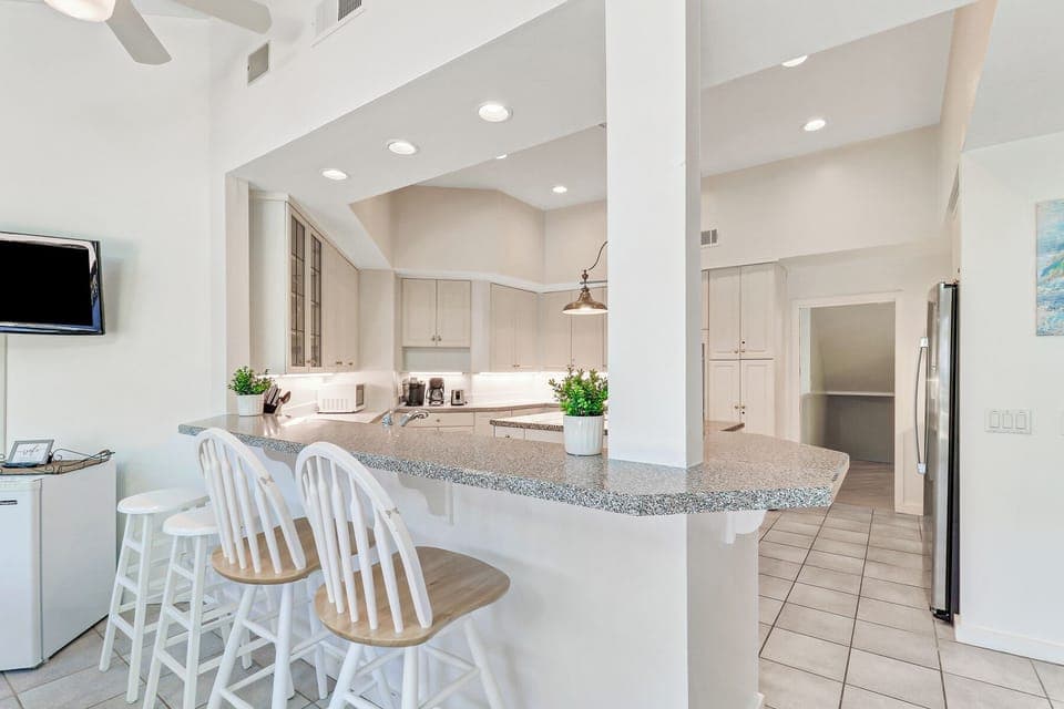 26 Duck Hawk - Kitchen (Upstairs)